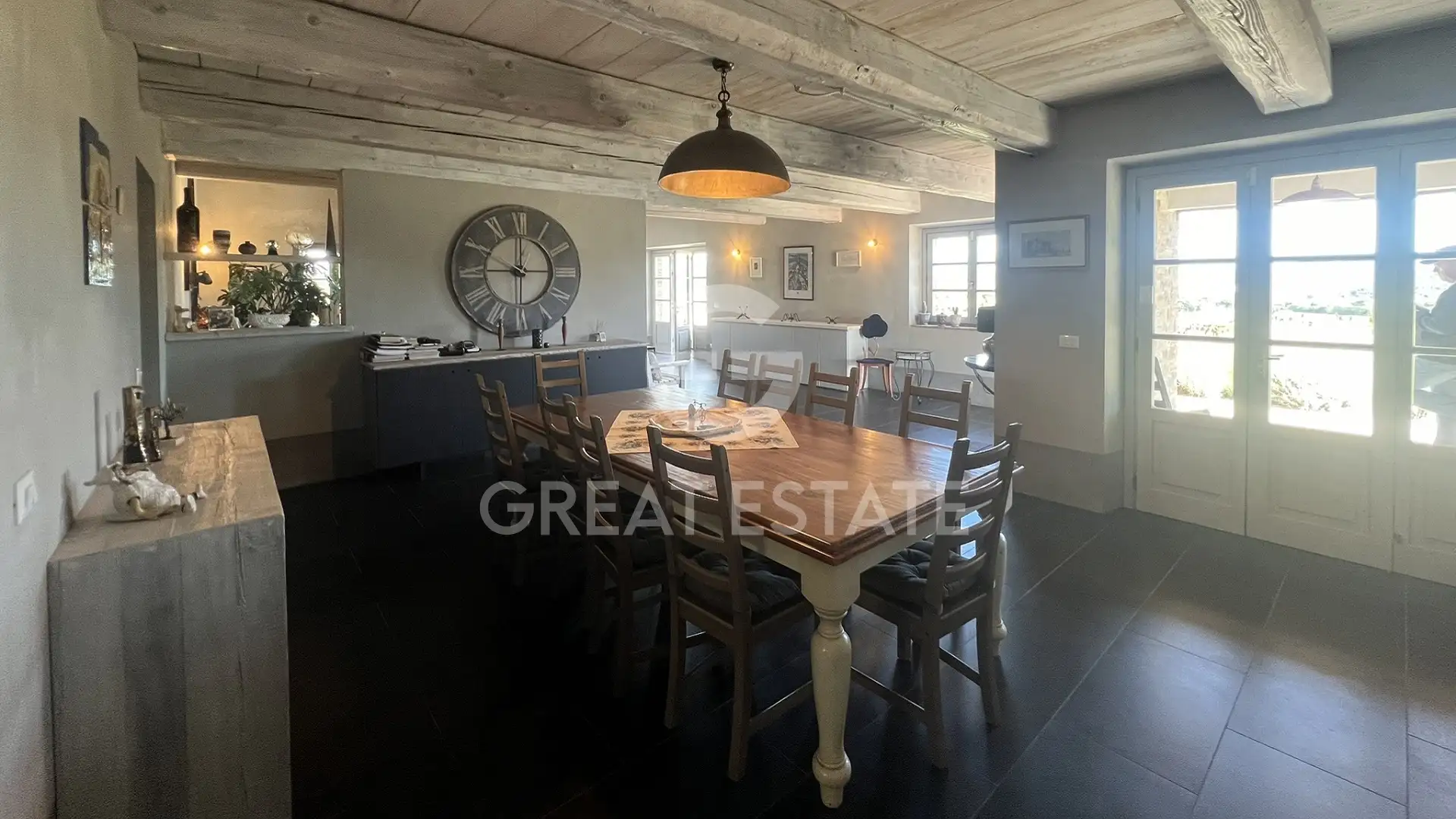 House 303m² in Italy, Perugia. Priced at 875000€ rent photo-13