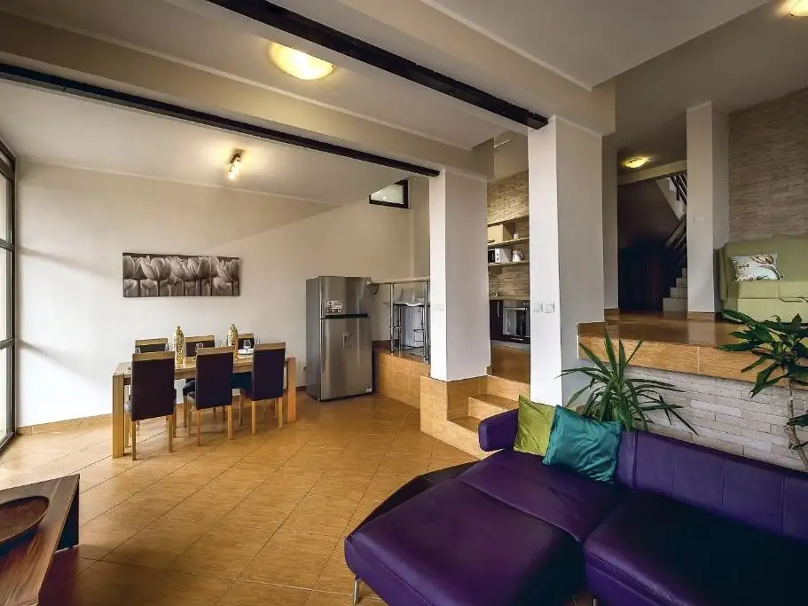 House 155m² in Montenegro, Budva. Priced at 850000€ rent photo-13