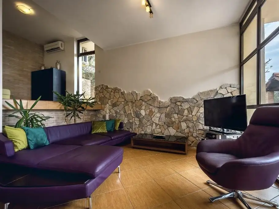 House 155m² in Montenegro, Budva. Priced at 850000€ rent photo-39