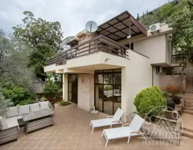 Buy in Montenegro for 850000€