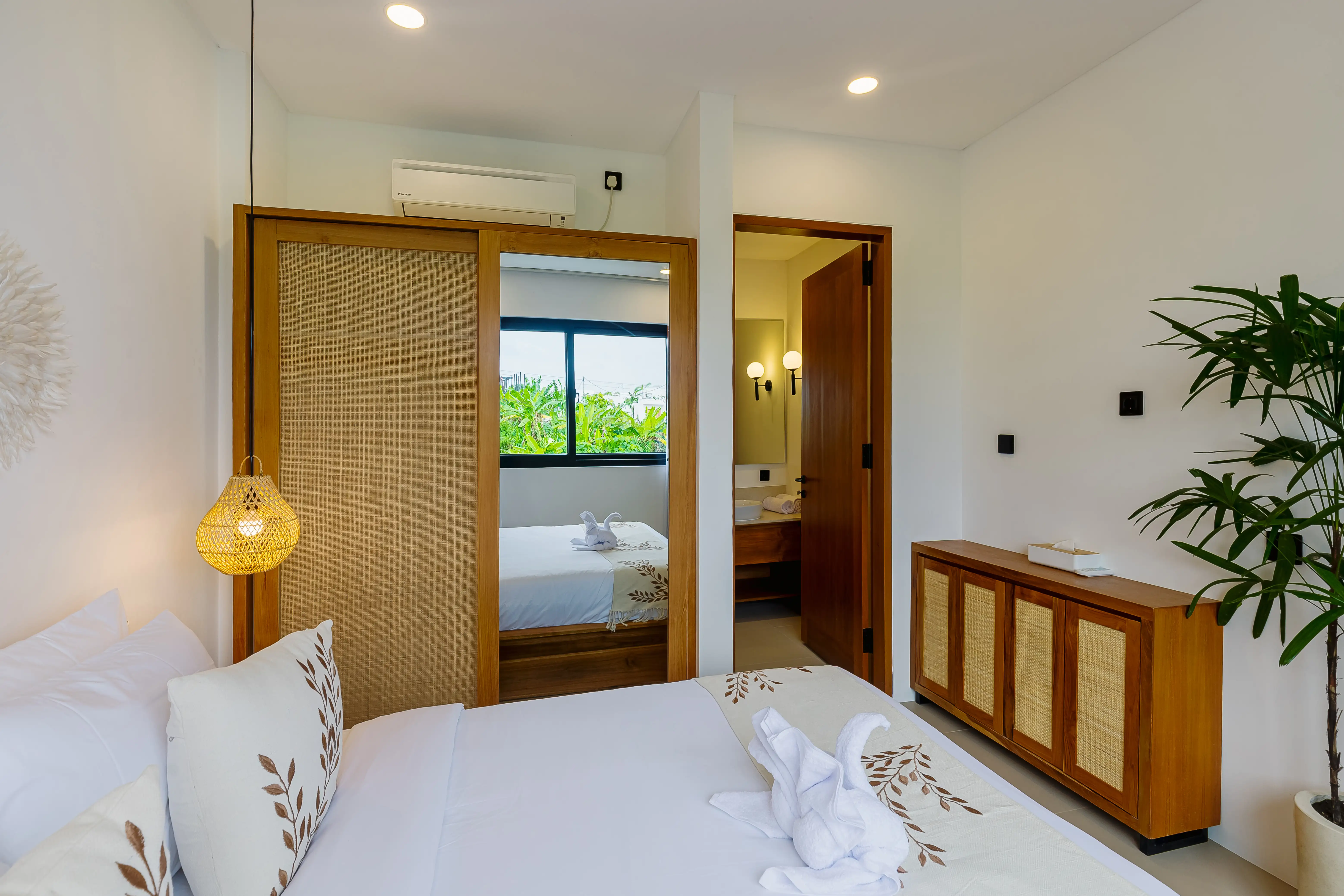 Villa 100m² in Indonesia, Canggu. Priced at 210000$ rent photo-7