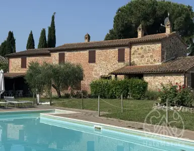 Buy in Italy for 720000€