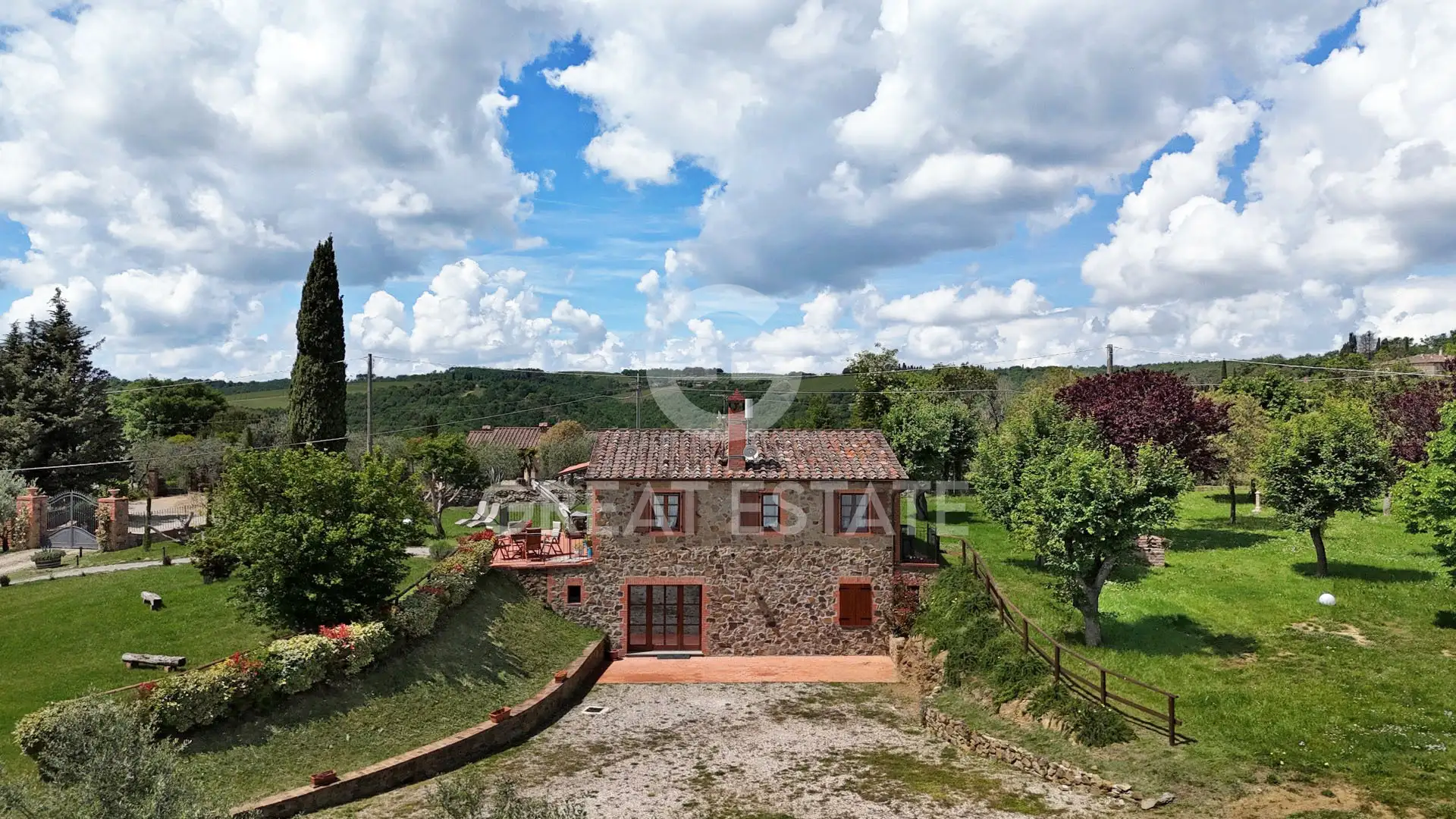House 126m² in Italy, Siena. Priced at 500000€ rent photo-4
