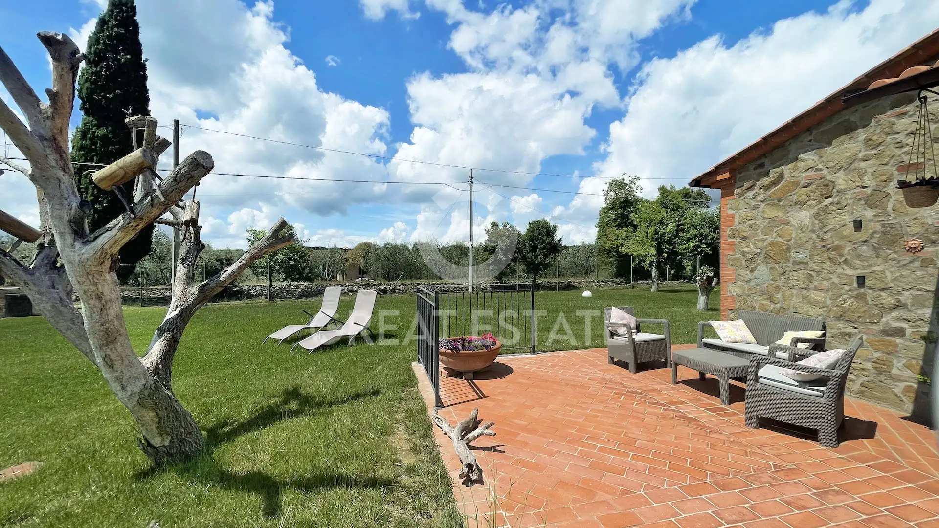 House 126m² in Italy, Siena. Priced at 500000€ rent photo-11