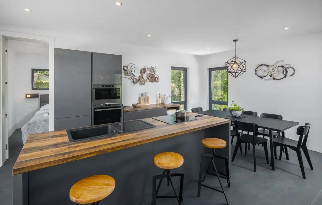 Villa 255m² in Croatia, Buje. Priced at 1200000€ rent photo-6