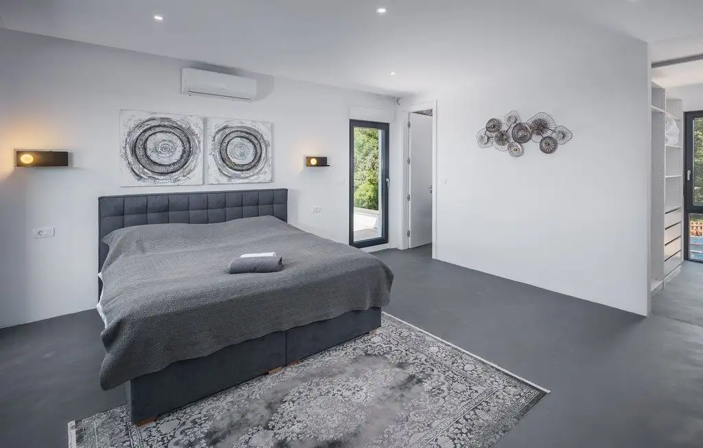 Villa 255m² in Croatia, Buje. Priced at 1200000€ rent photo-13