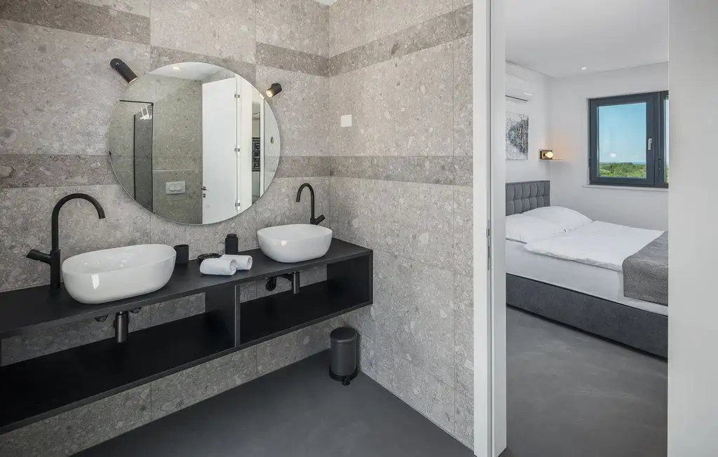 Villa 255m² in Croatia, Buje. Priced at 1200000€ rent photo-20