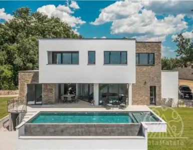 Buy in Croatia for 1200000€