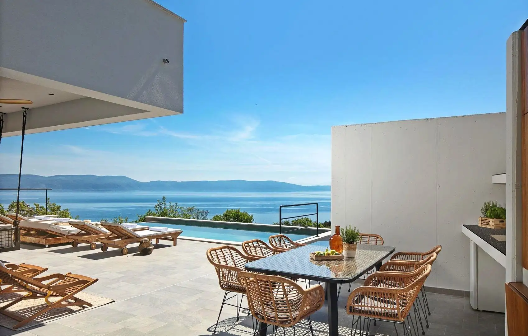 Villa 396m² in Croatia, Rabac. Priced at 1868000€ rent photo-1