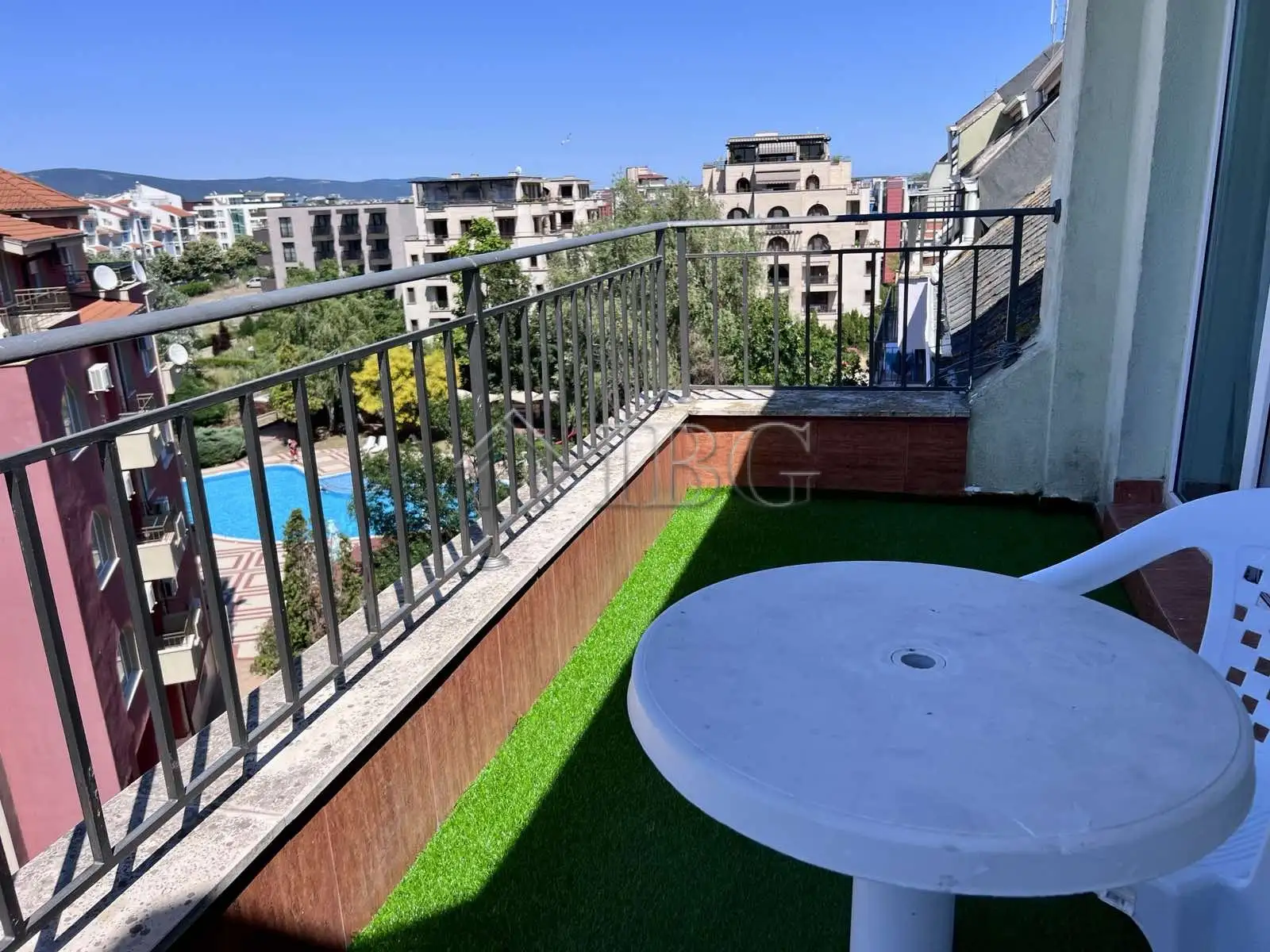 Flat 45m² in Bulgaria, Sunny Beach. Priced at 59500€ rent photo-4