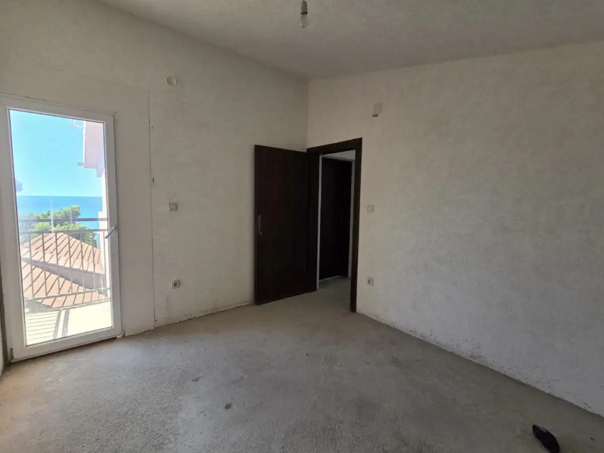 Flat 70m² in Montenegro, Susanj. Priced at 90000€ rent photo-15