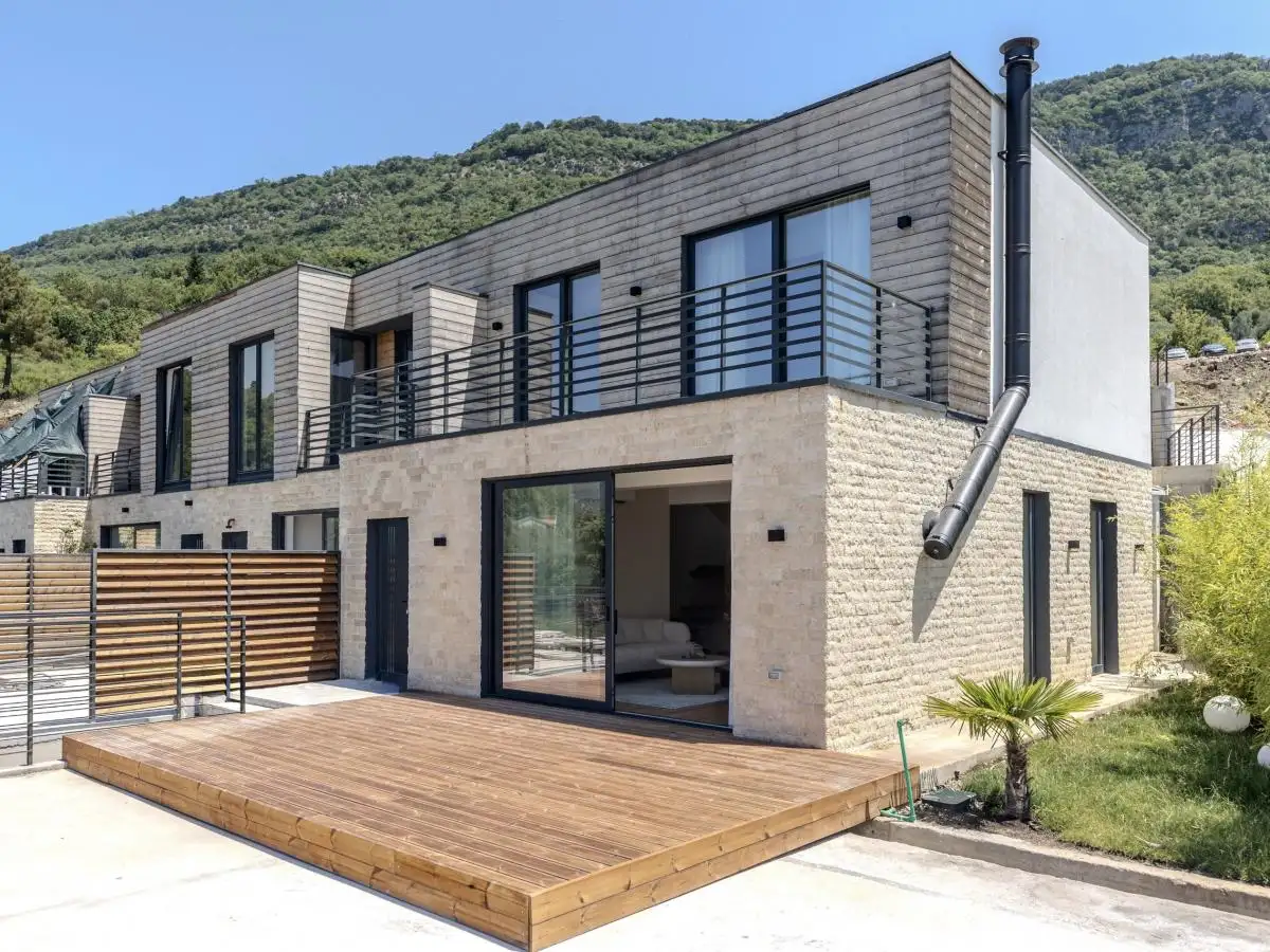 House 150m² in Montenegro, Kavac. Priced at 470000€ rent photo-2