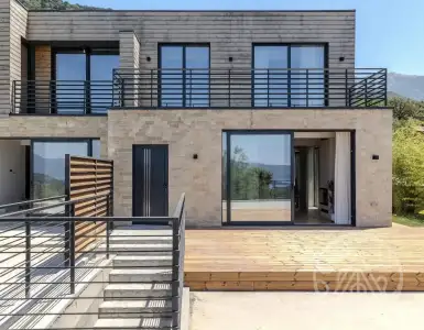 Buy in Montenegro for 470000€