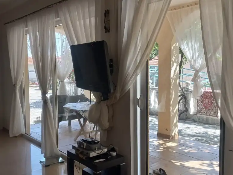 House 184m² in Montenegro, Budva. Priced at 380000€ rent photo-6