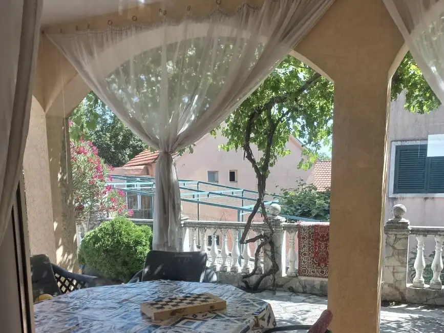 House 184m² in Montenegro, Budva. Priced at 380000€ rent photo-7