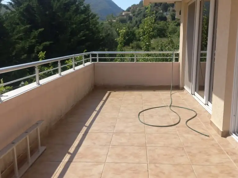 House 184m² in Montenegro, Budva. Priced at 380000€ rent photo-10