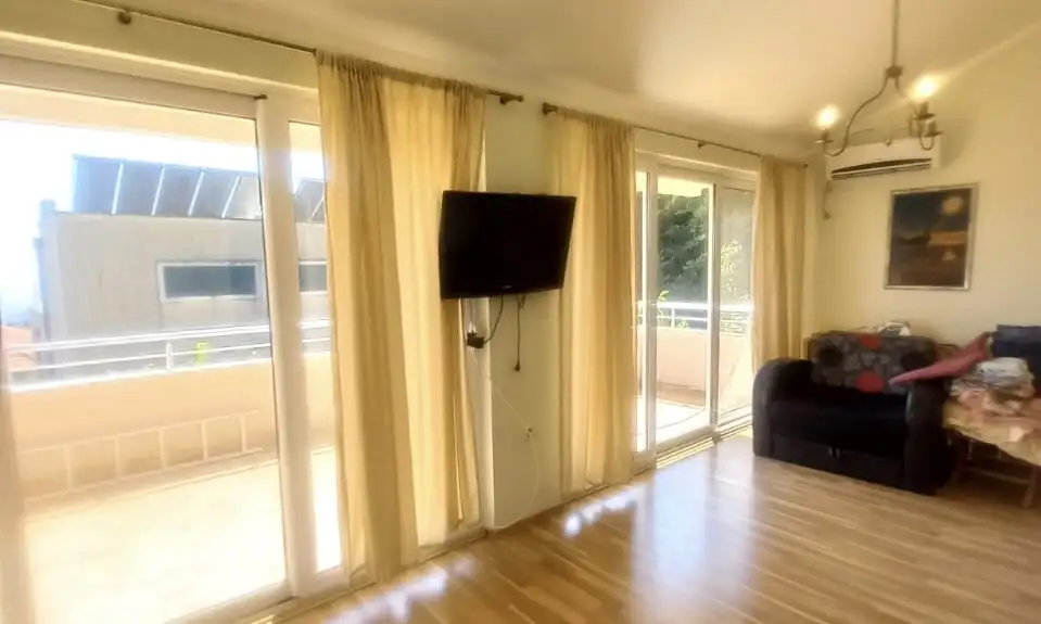 House 184m² in Montenegro, Budva. Priced at 380000€ rent photo-14
