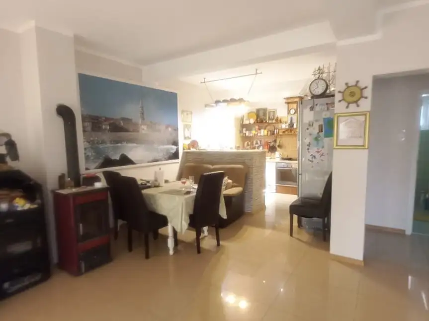 House 184m² in Montenegro, Budva. Priced at 380000€ rent photo-26