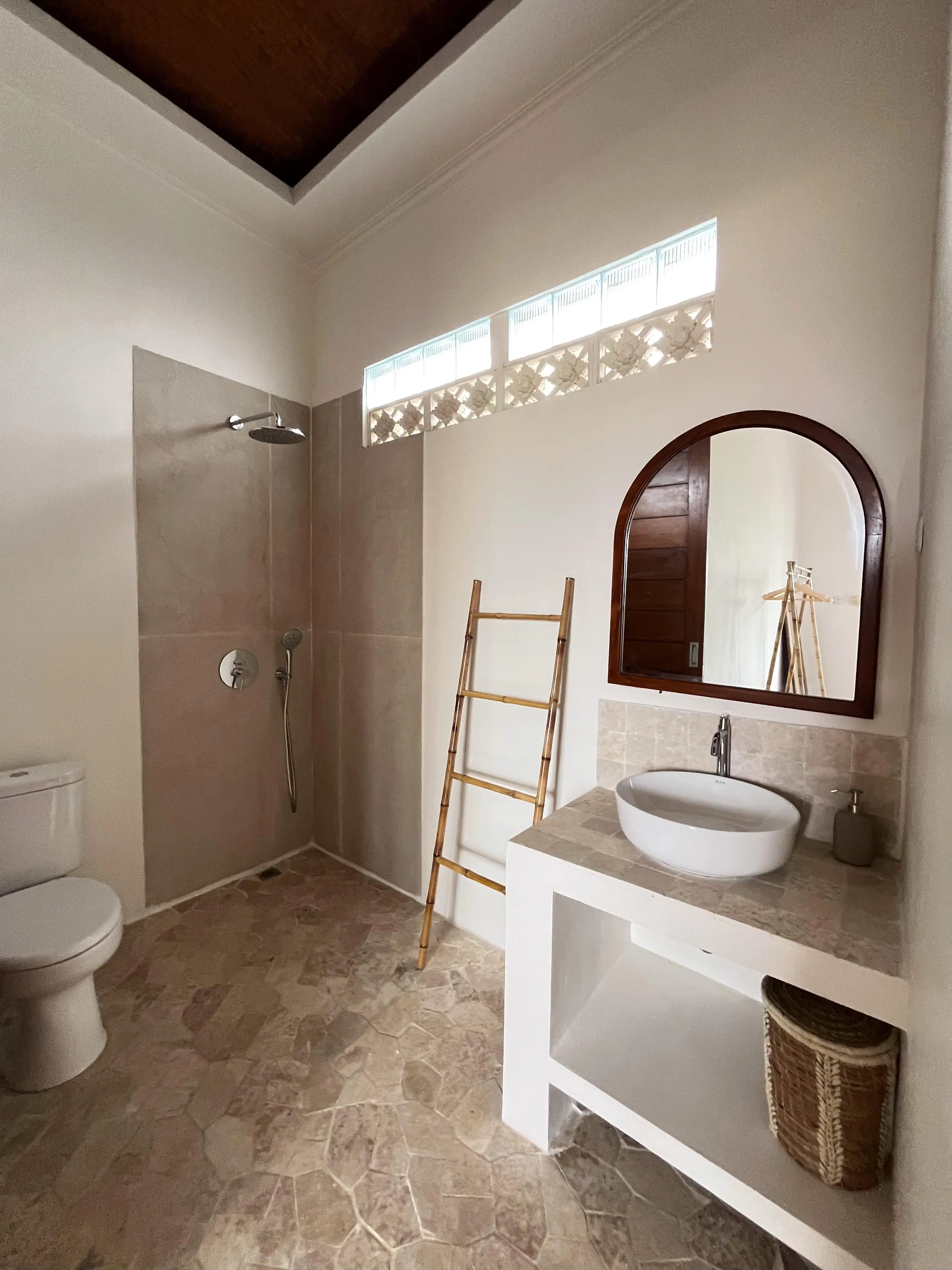 Villa 200m² in Indonesia, Canggu. Priced at 59058$ rent photo-5