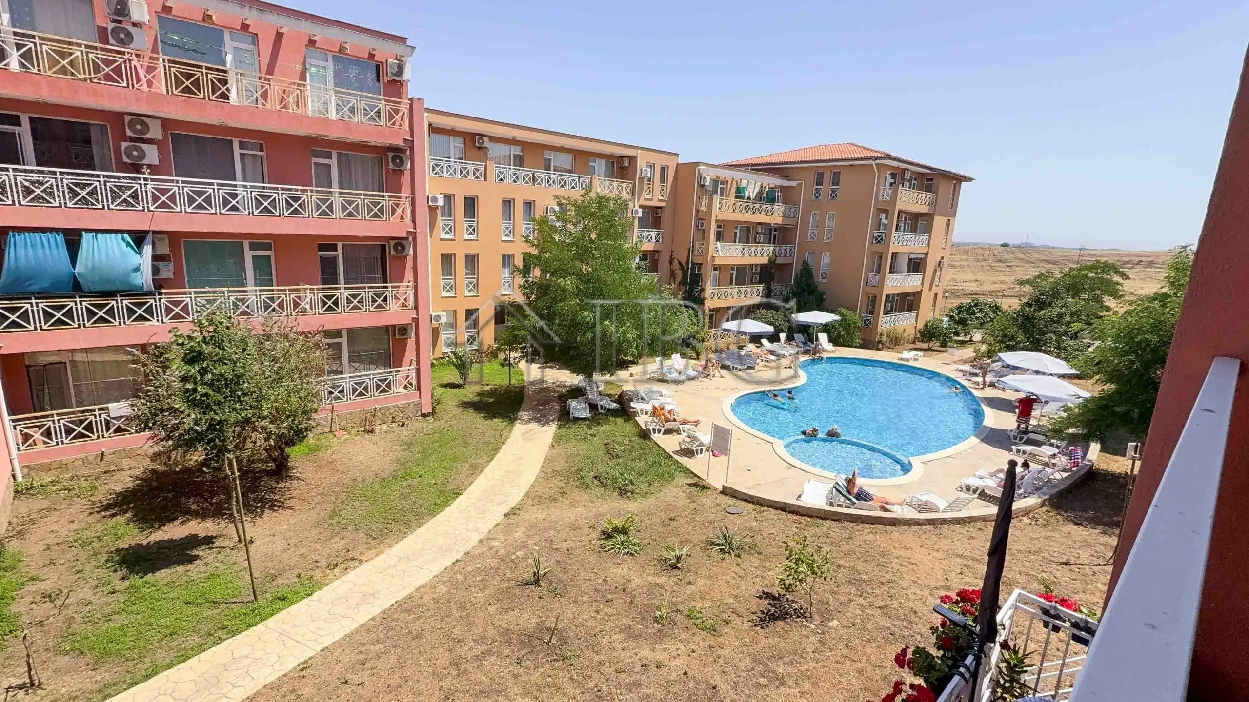Flat 57m² in Bulgaria, Sunny Beach. Priced at 54000€ rent photo-4