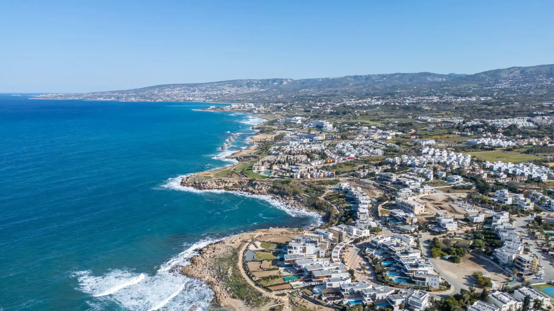 Villa 160m² in Cyprus, Chloraka. Priced at 1700000€ rent photo-9