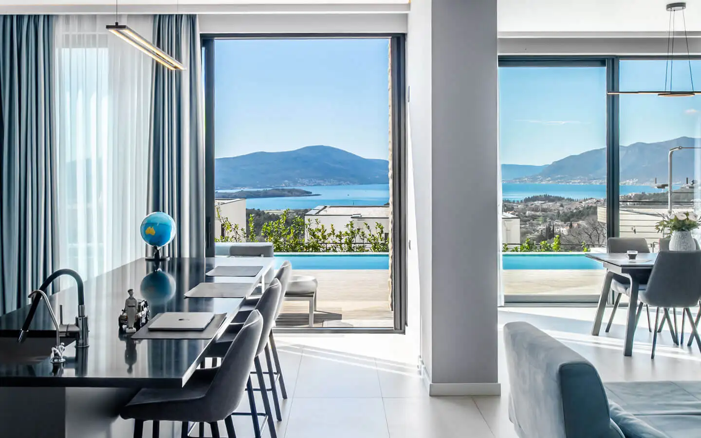 Villa 180m² in Montenegro, Kotor. Priced at 695000€ rent photo-8
