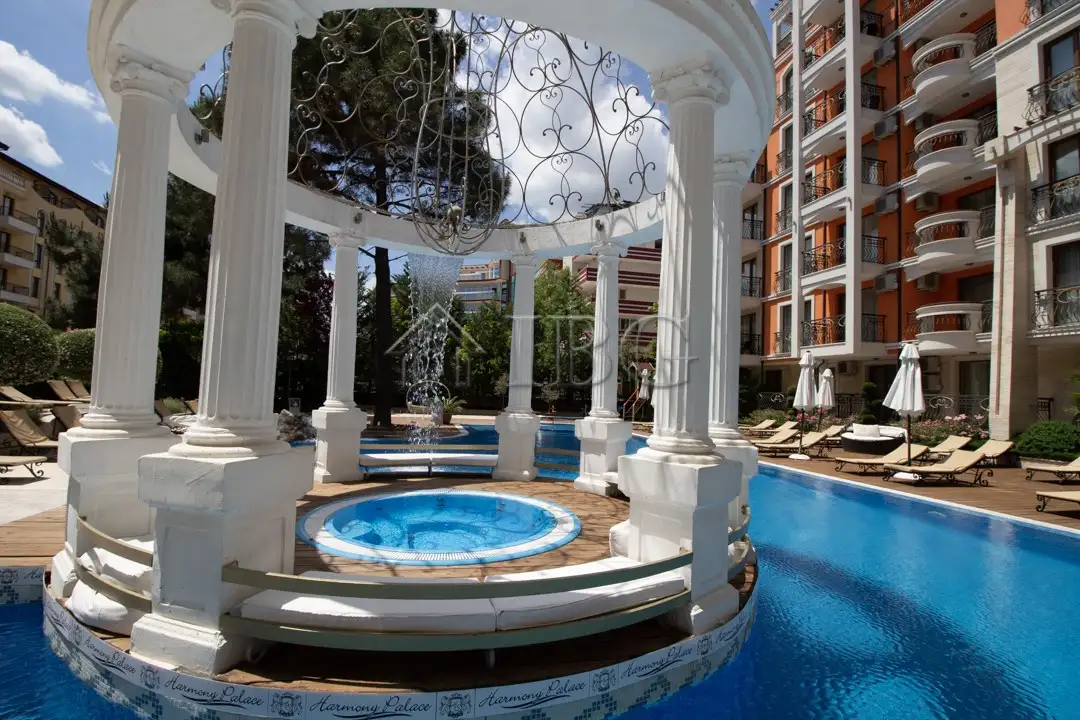 Flat 36m² in Bulgaria, Sunny Beach. Priced at 59000€ rent photo-3