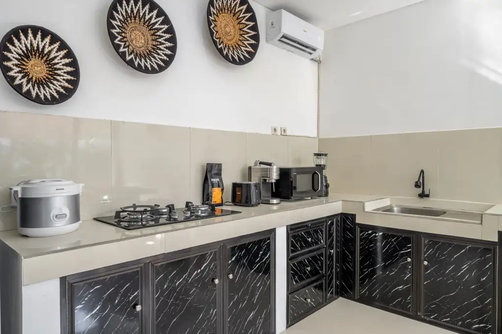 Villa 100m² in Indonesia, Canggu. Priced at 30700$ rent photo-16