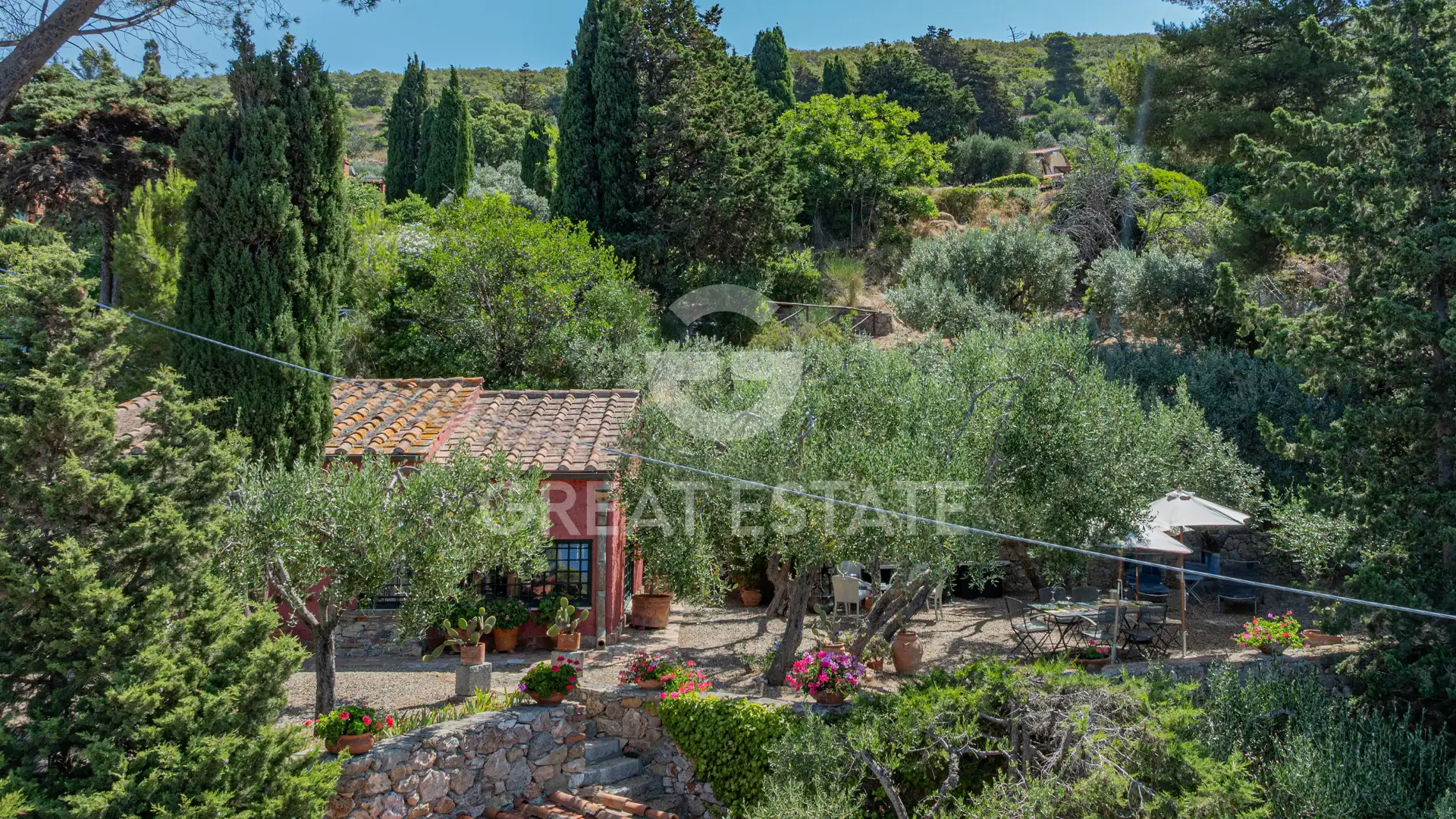 House 76m² in Italy, Grosseto. Priced at 585000€ rent photo-3