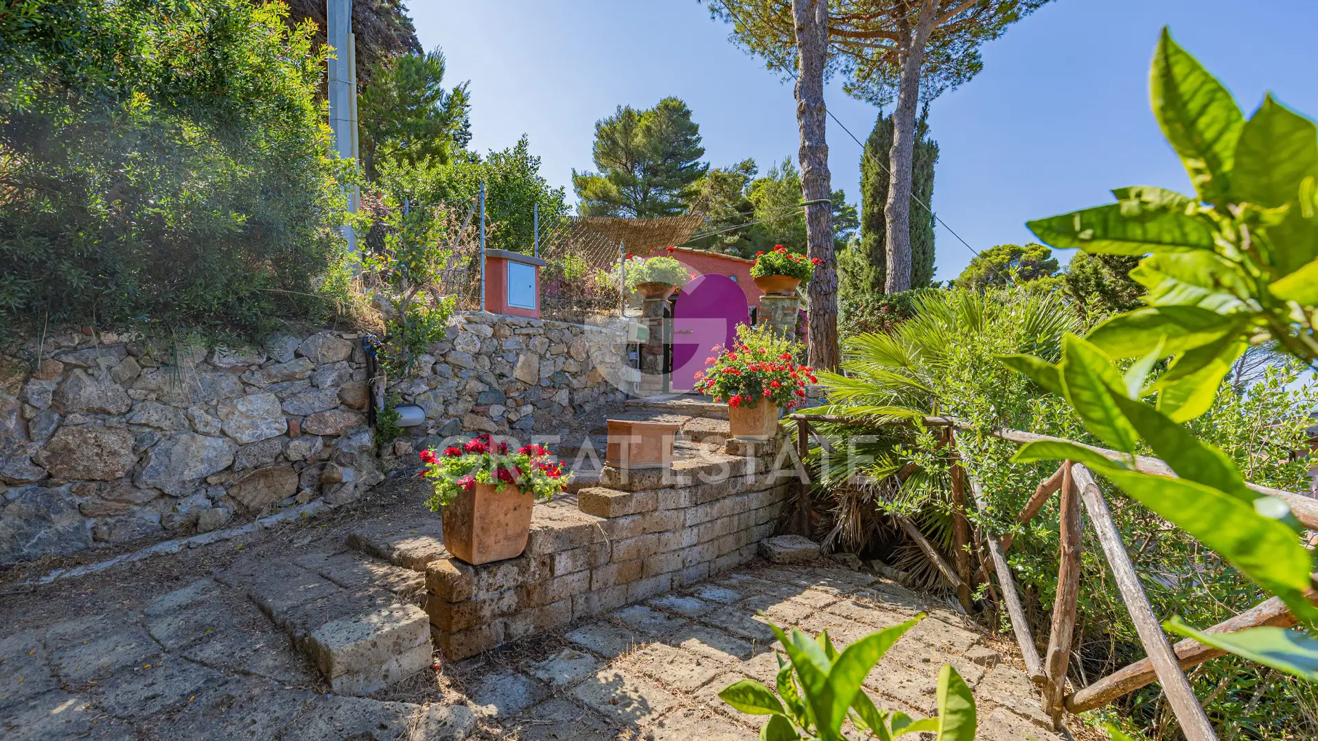 House 76m² in Italy, Grosseto. Priced at 585000€ rent photo-6