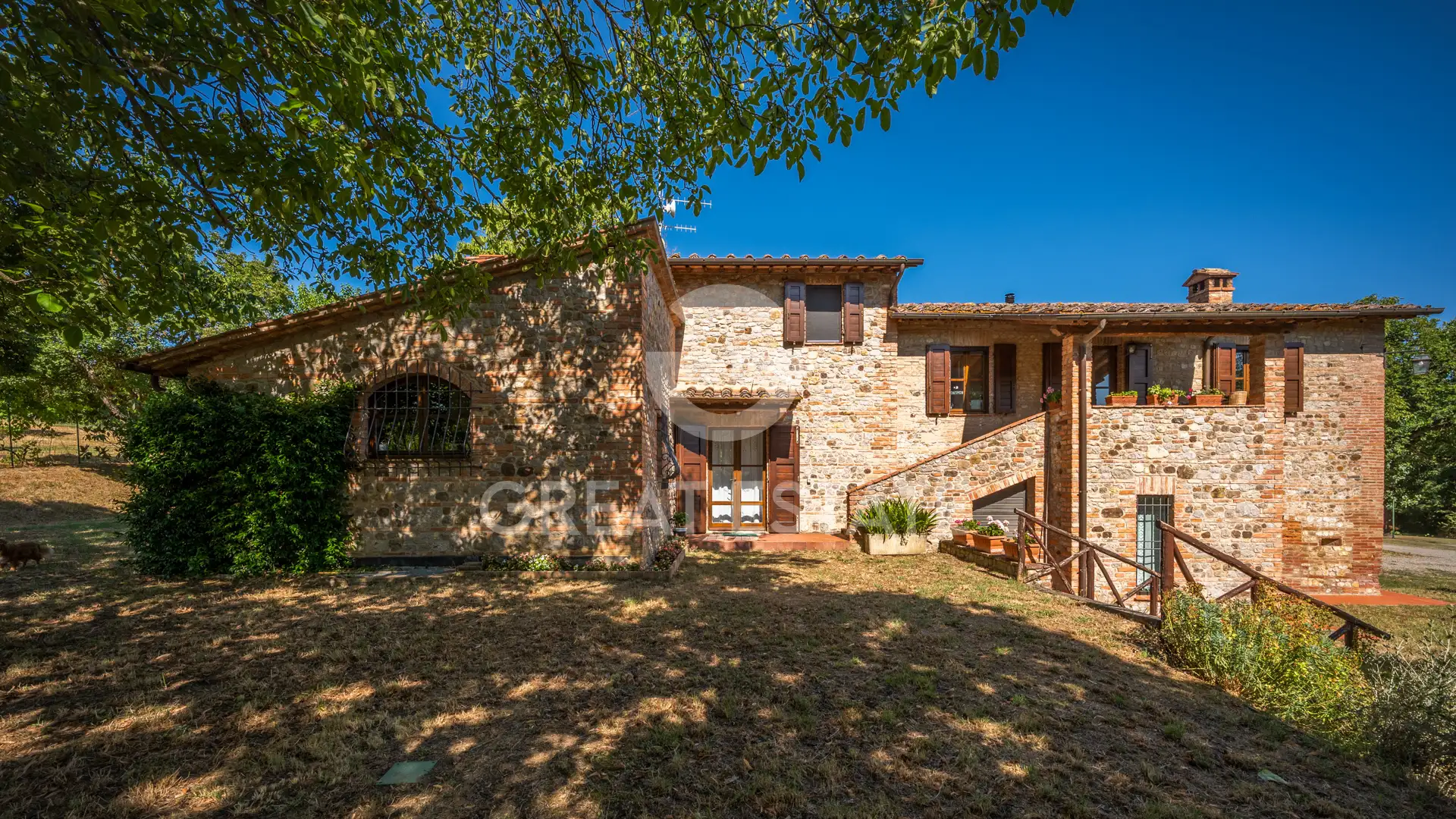 House 490m² in Italy, Perugia. Priced at 595000€ rent photo-14