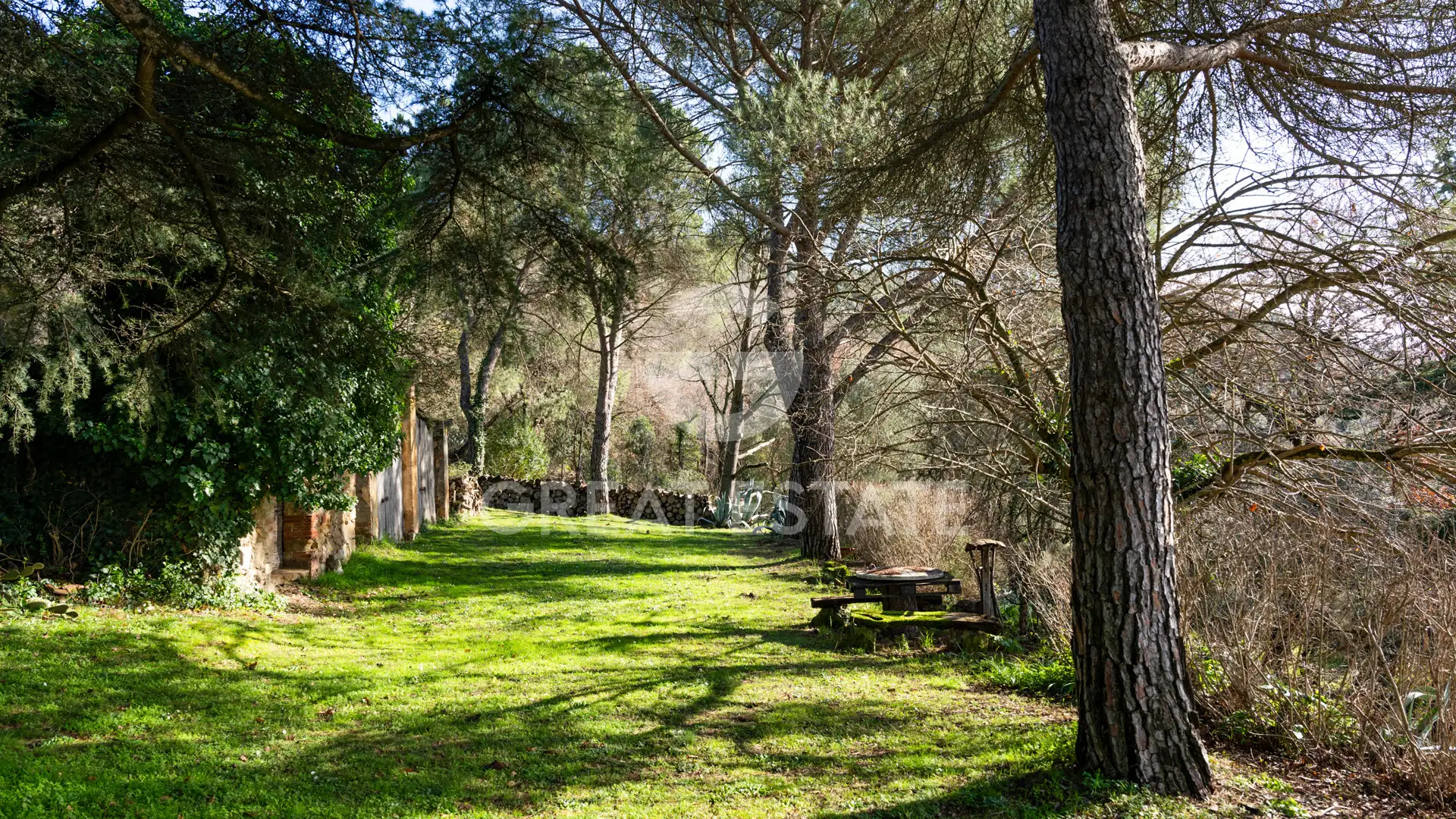 House 429m² in Italy, Perugia. Priced at 690000€ rent photo-12