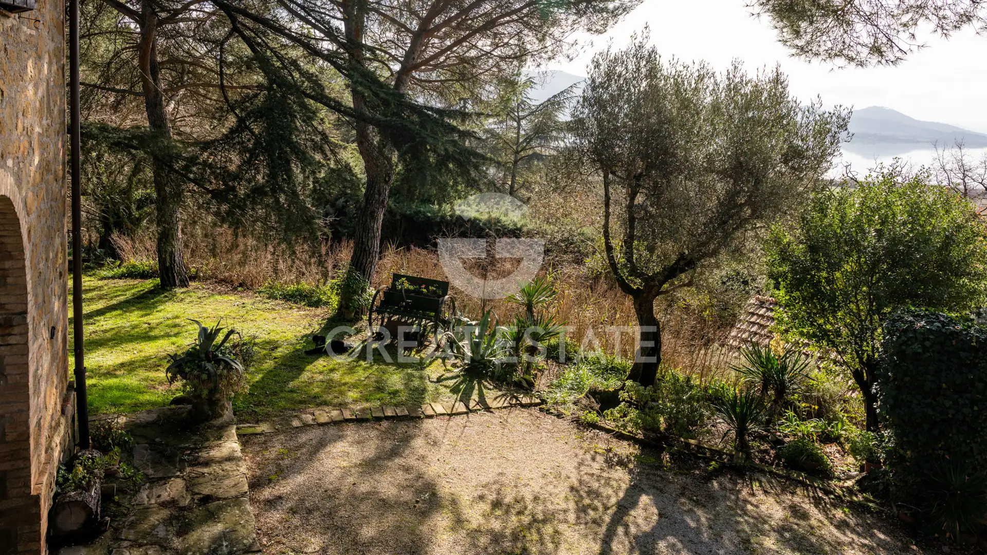 House 429m² in Italy, Perugia. Priced at 690000€ rent photo-13