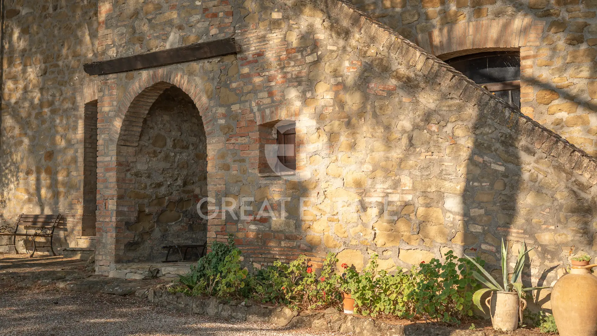 House 429m² in Italy, Perugia. Priced at 690000€ rent photo-10
