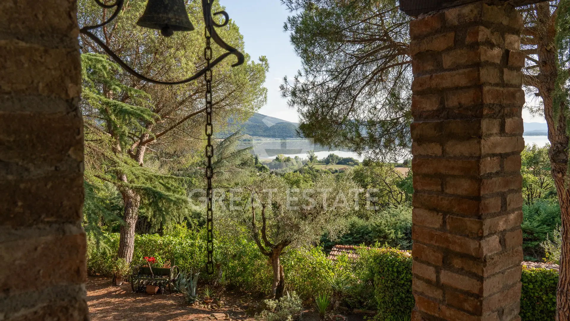House 429m² in Italy, Perugia. Priced at 690000€ rent photo-11