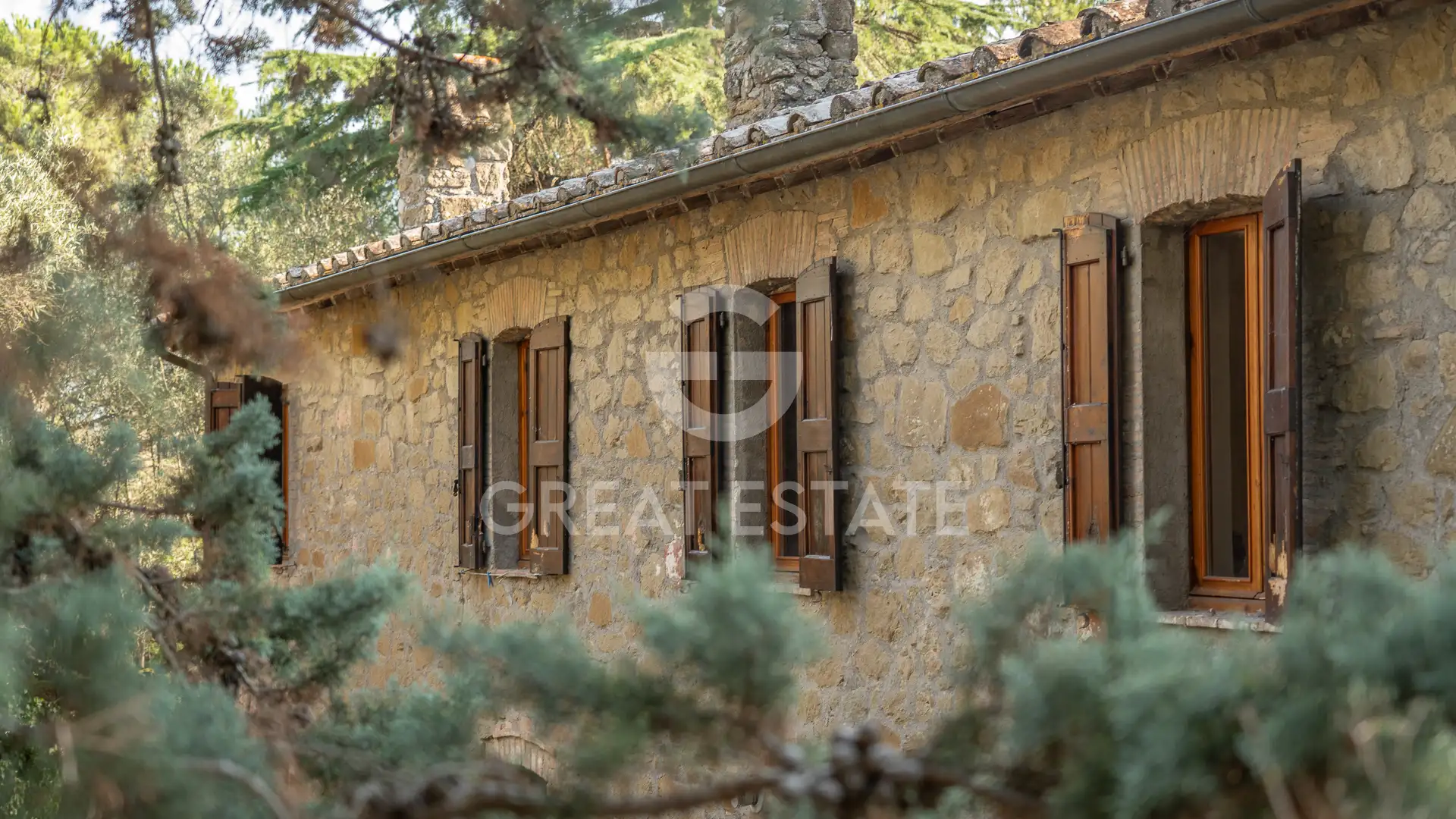 House 429m² in Italy, Perugia. Priced at 690000€ rent photo-13