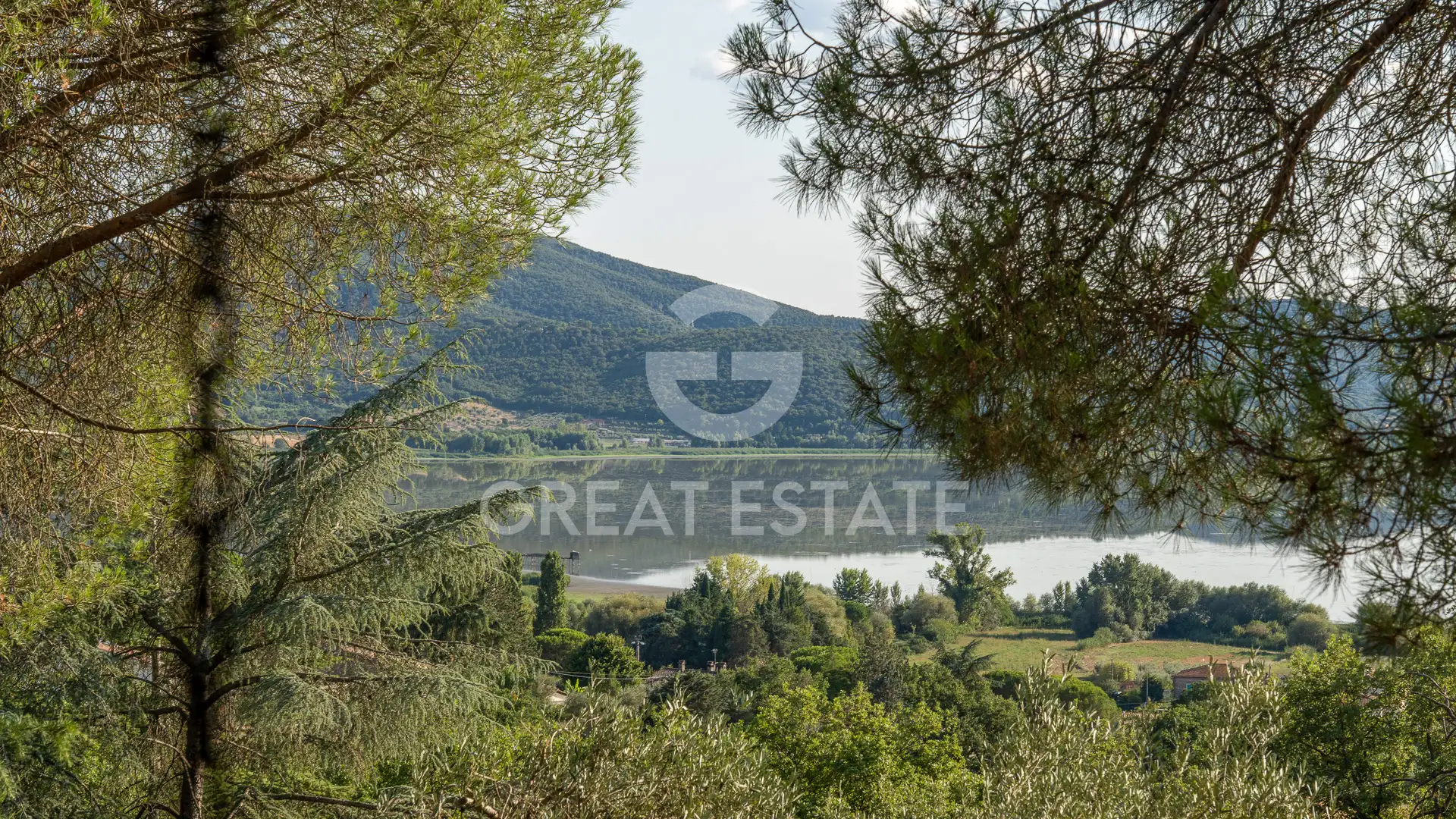 House 429m² in Italy, Perugia. Priced at 690000€ rent photo-2