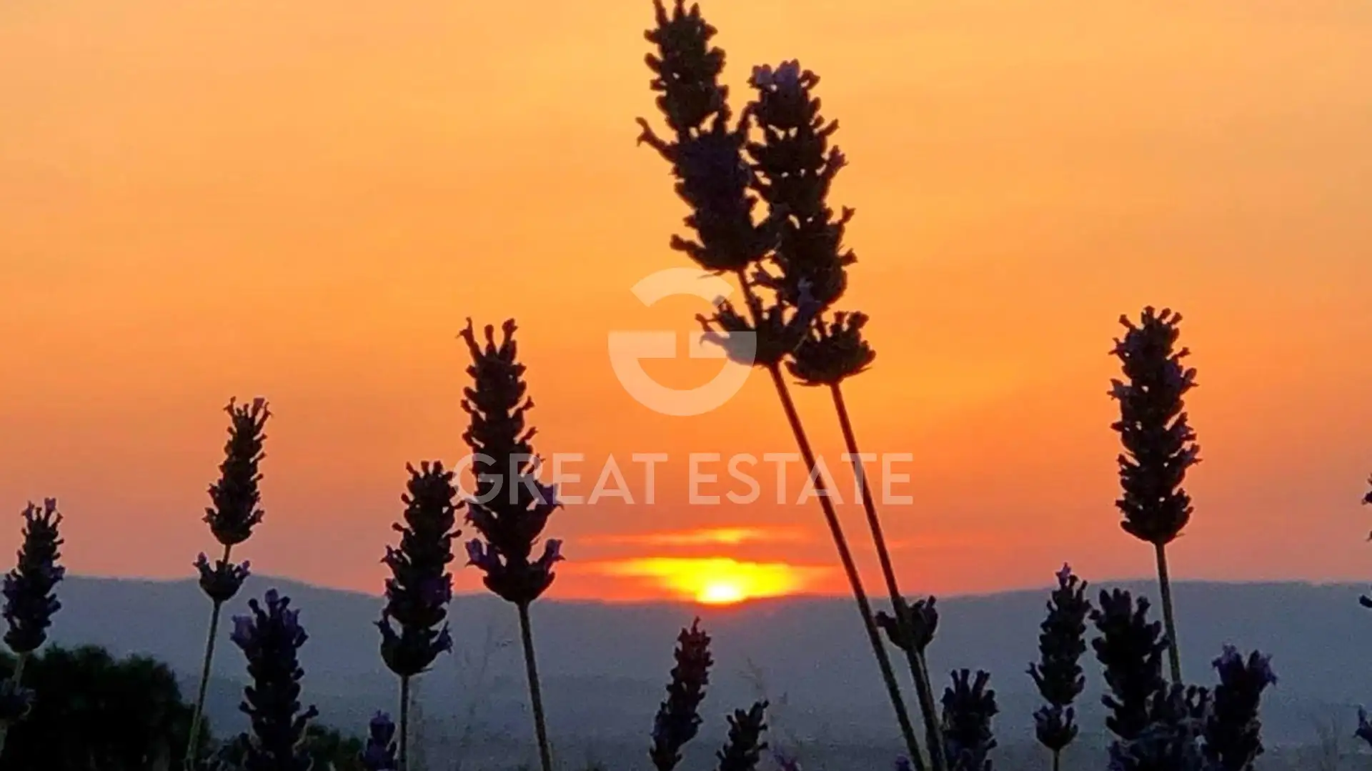 House 330m² in Italy, Perugia. Priced at 540000€ rent photo-10