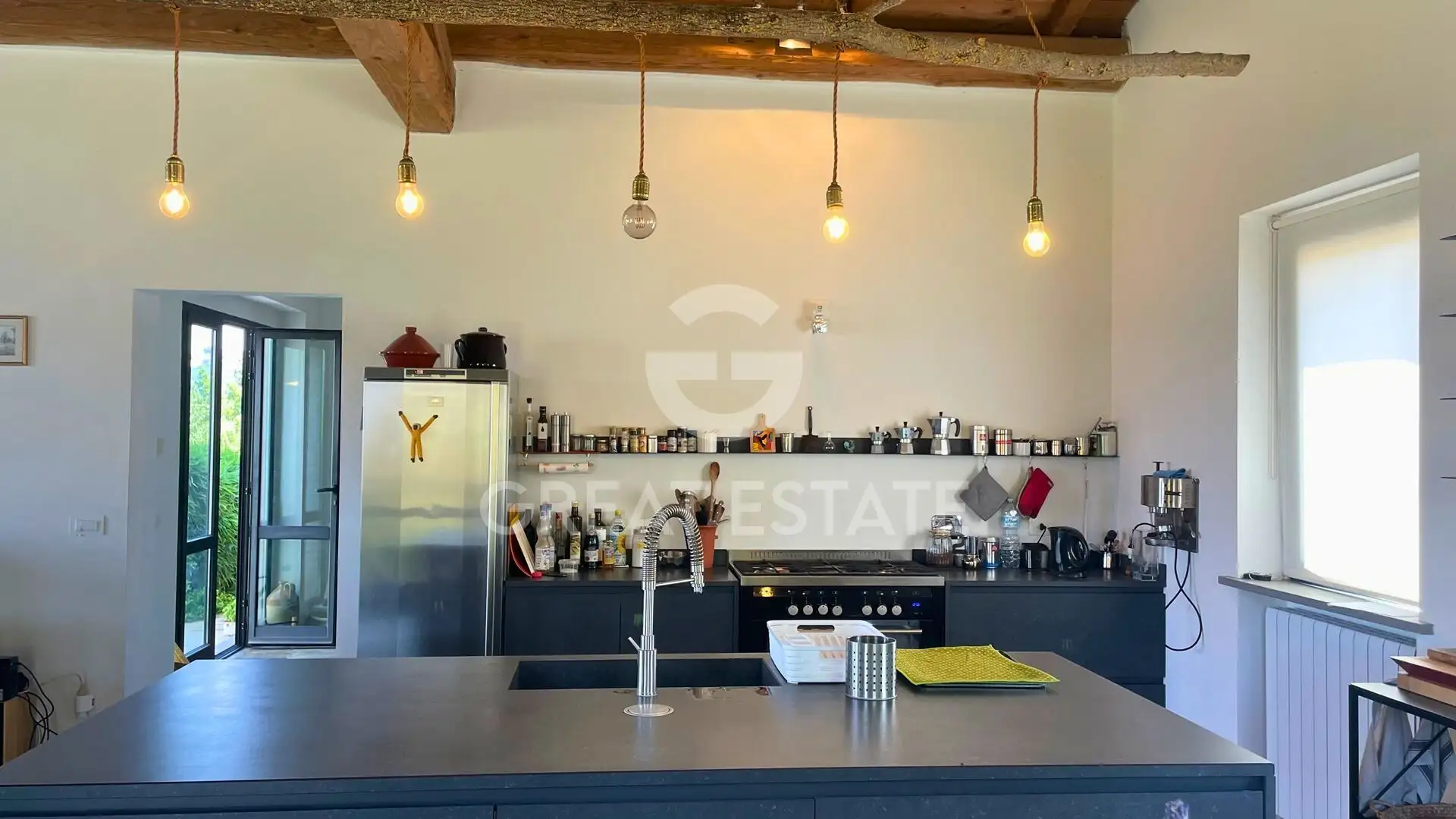 House 330m² in Italy, Perugia. Priced at 540000€ rent photo-14