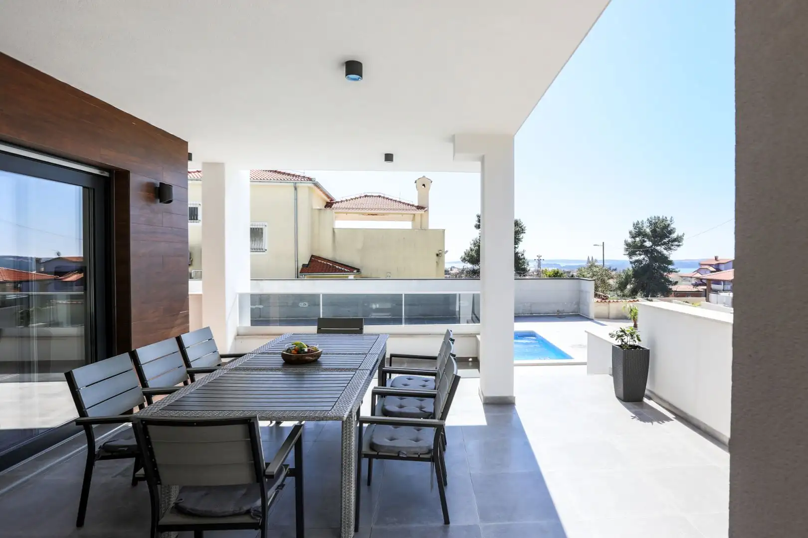 Villa 300m² in Croatia, Medulin. Priced at 1500000€ rent photo-9