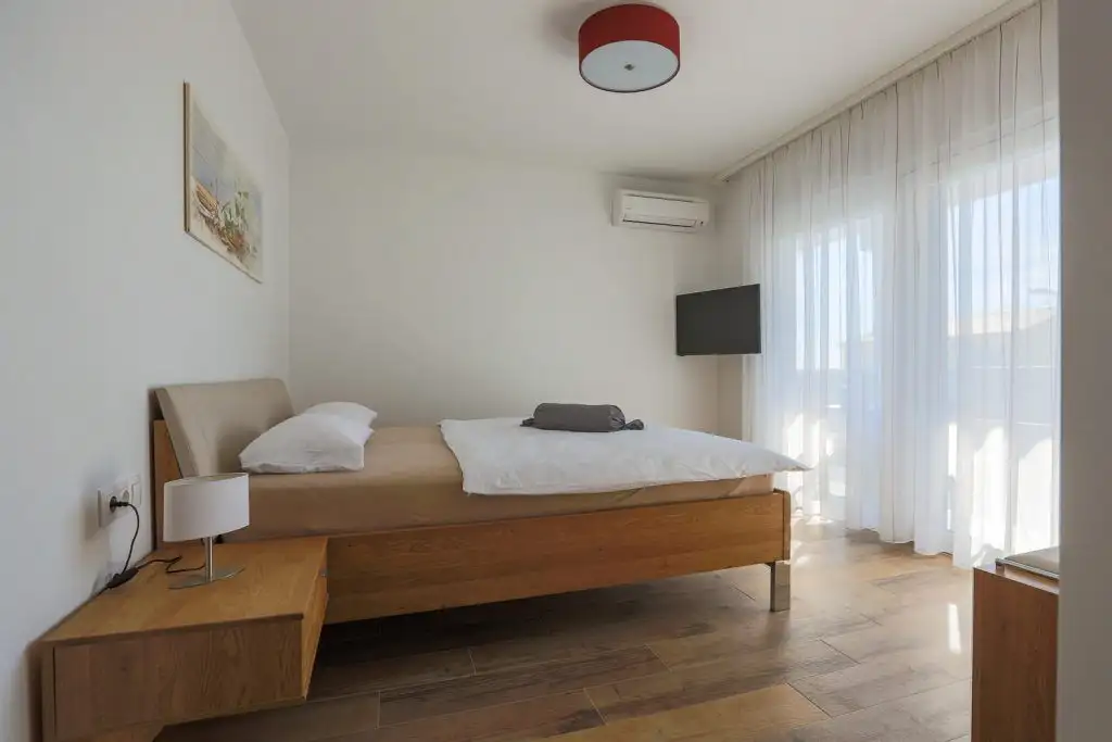 Villa 300m² in Croatia, Medulin. Priced at 1500000€ rent photo-15