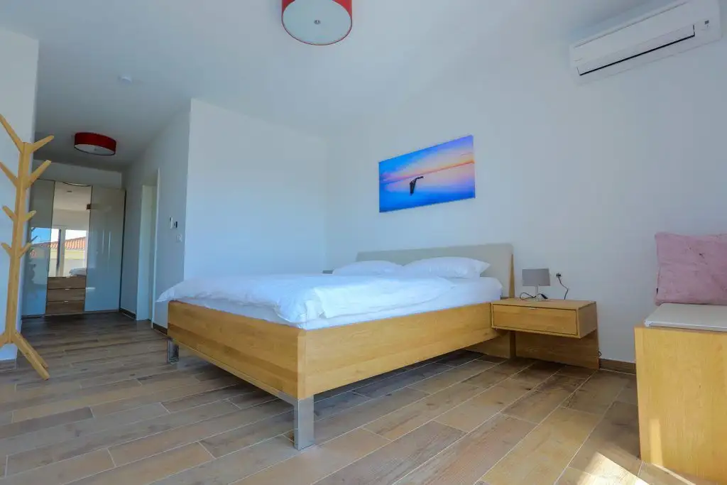 Villa 300m² in Croatia, Medulin. Priced at 1500000€ rent photo-17