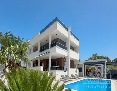 Buy in Croatia for 1500000€