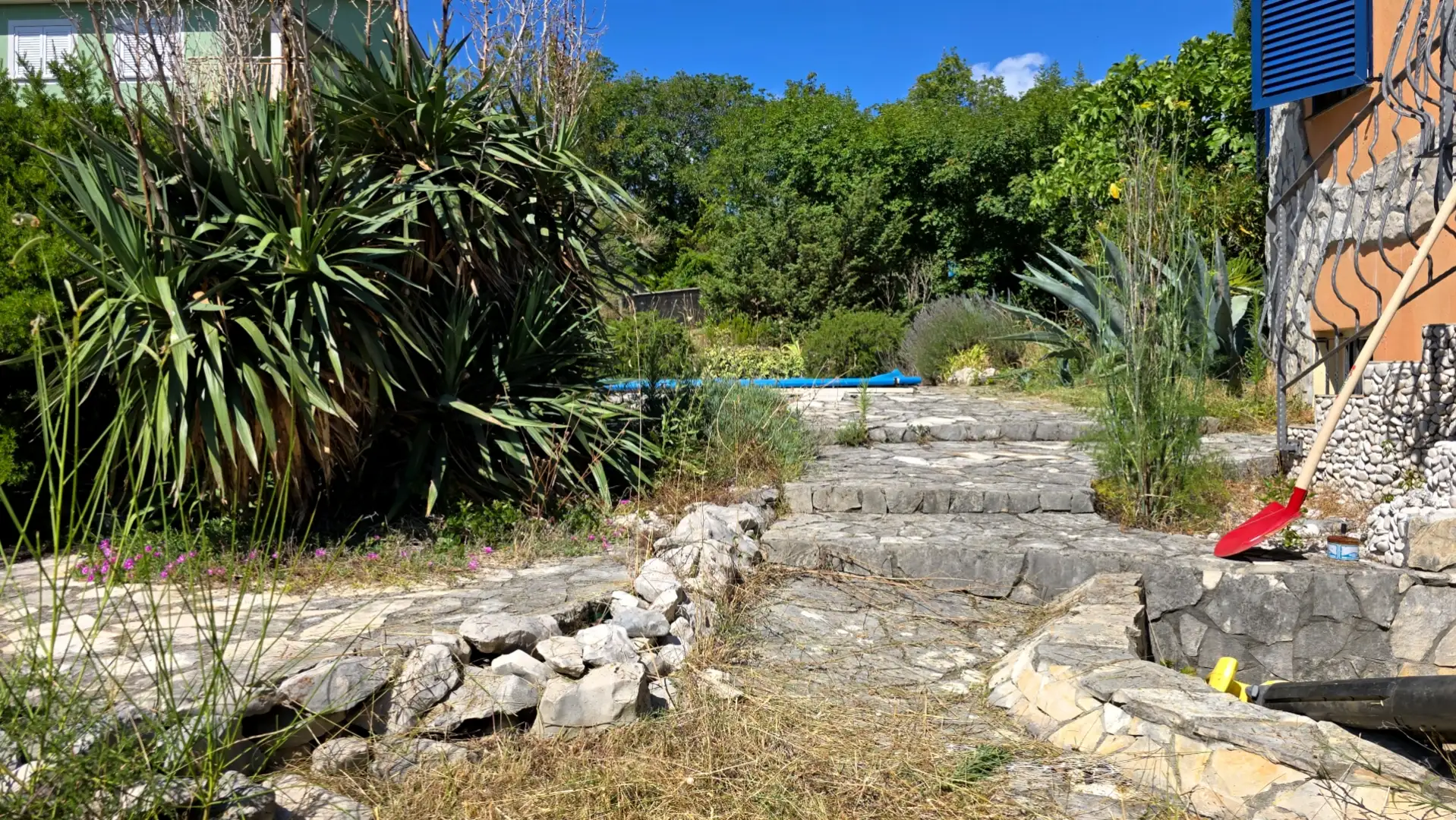 Villa 300m² in Croatia, Labin. Priced at 520000€ rent photo-15