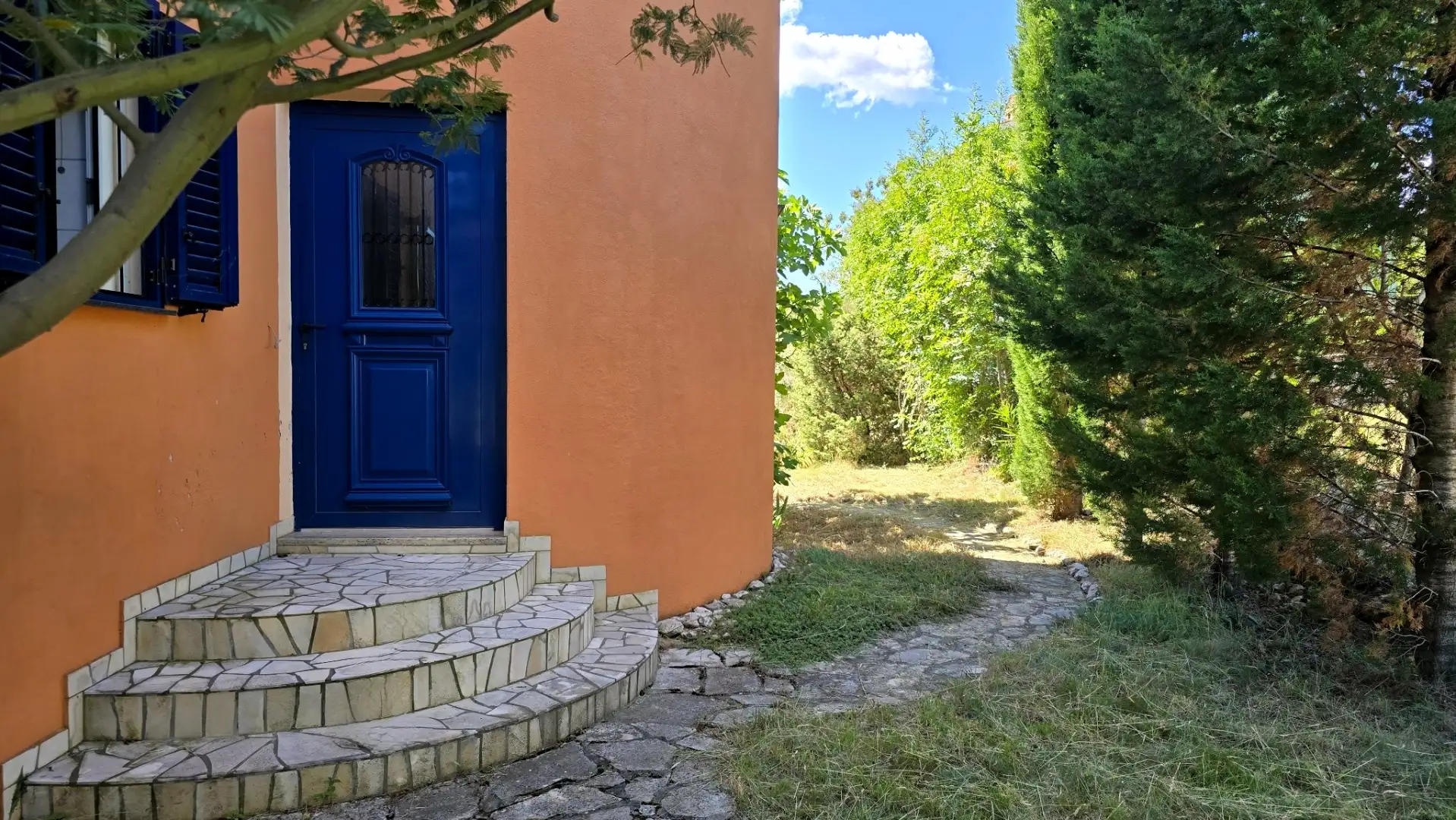 Villa 300m² in Croatia, Labin. Priced at 520000€ rent photo-18