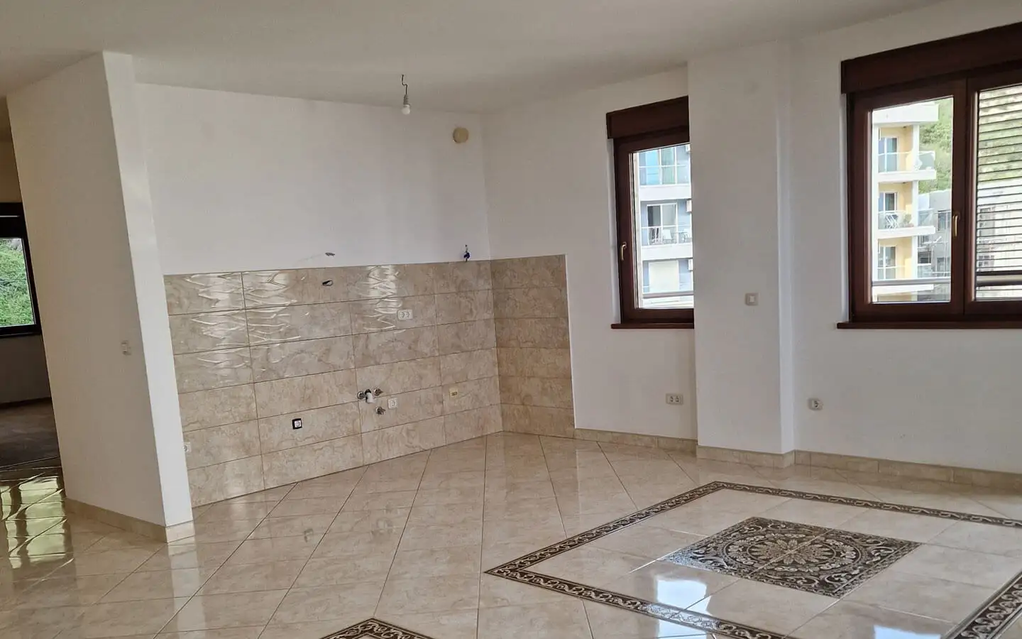Flat 93m² in Montenegro, Budva. Priced at 306900€ rent photo-7