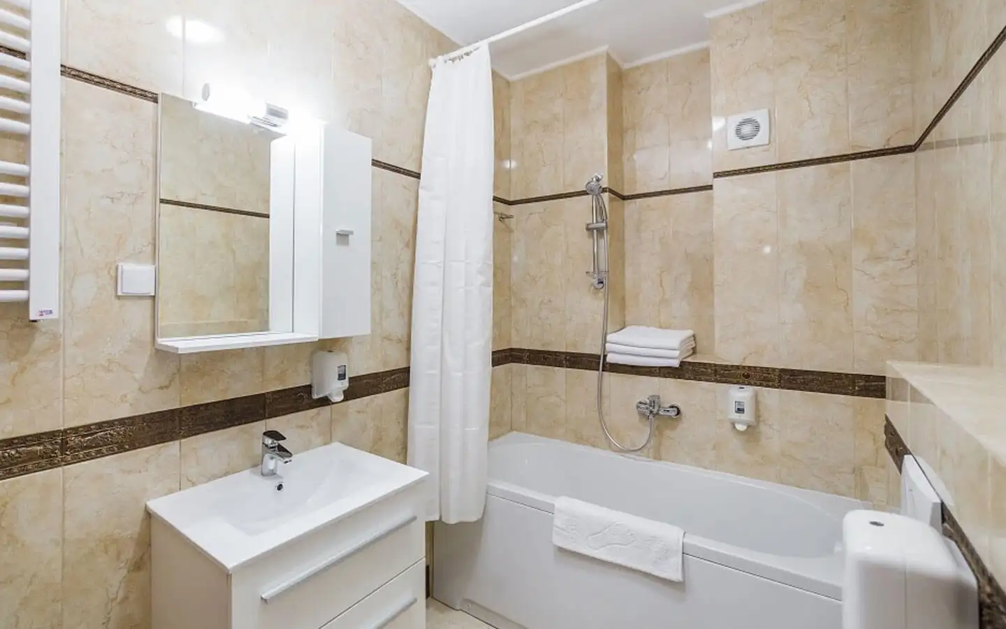 Flat 93m² in Montenegro, Budva. Priced at 306900€ rent photo-15