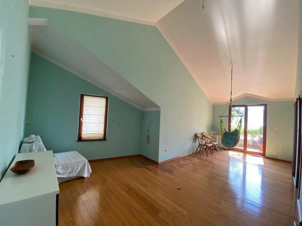 Flat 140m² in Montenegro, Risan. Priced at 310€ rent photo-3