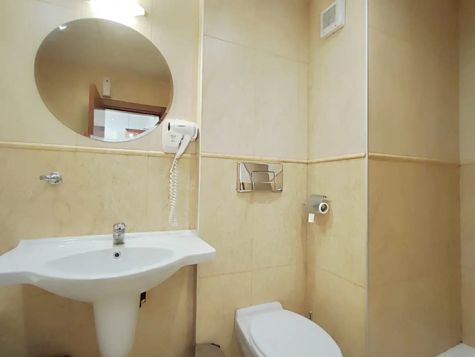 Flat 71m² in Bulgaria, Sunny Beach. Priced at 61900€ rent photo-13