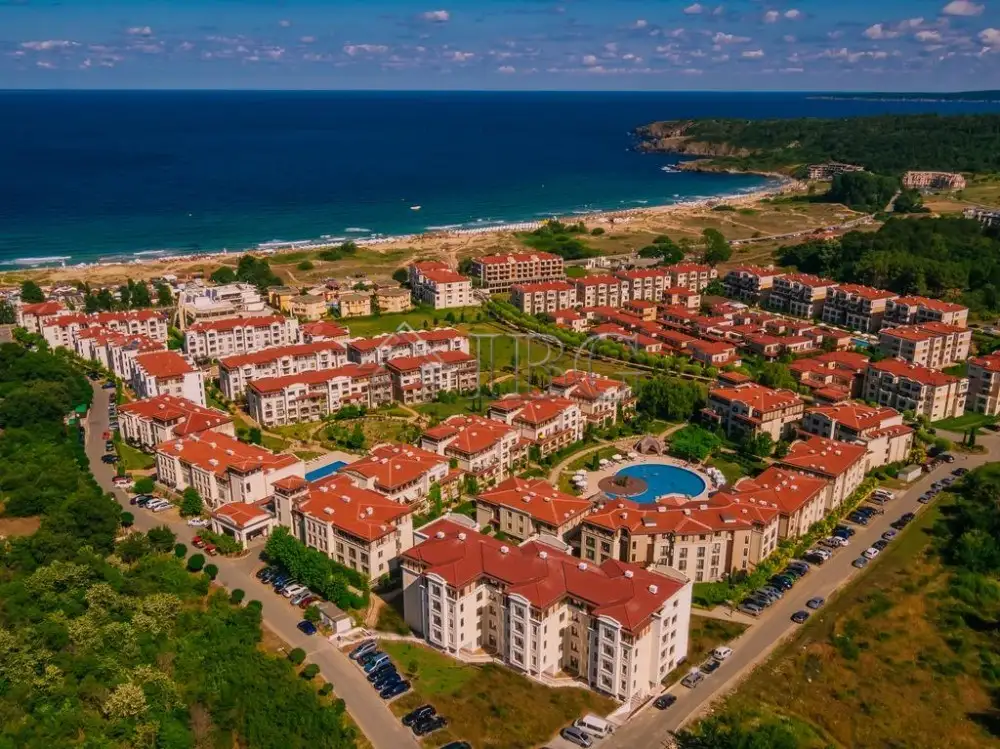 Flat 61m² in Bulgaria, Sozopol. Priced at 138000€ rent photo-18
